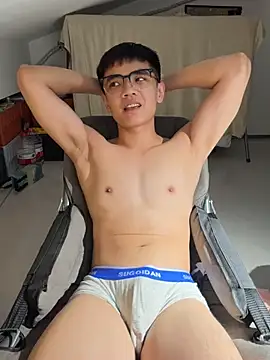 XTTX49 online show from July 28, 3:21 pm