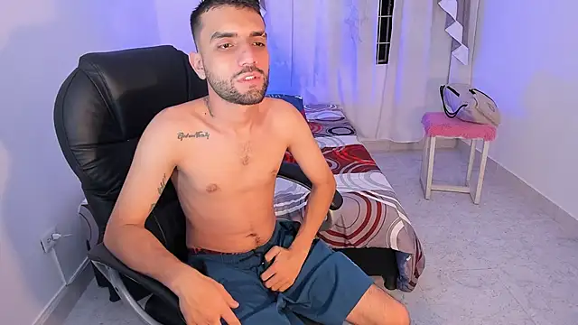 Jeremyy Boy online show from September 10, 2:33 am