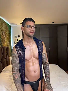 Tomy maylon online show from December 17, 3:18 pm