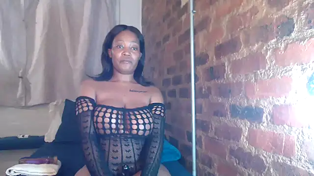 Snapshot of SweetPortableAmber chatting on September 18, 10:12 pm SweetPortableAmber online show from September 18, 10:12 pm