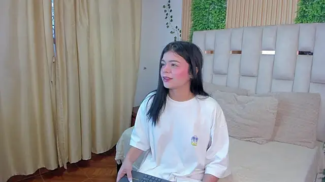 Jade Nmm online show from January 9, 1:36 pm