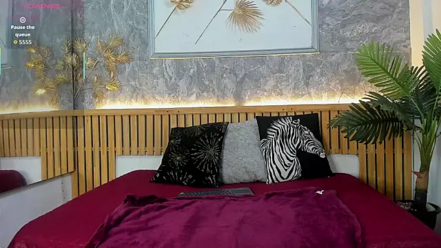 princequinn  online show from September 29, 7:51 pm