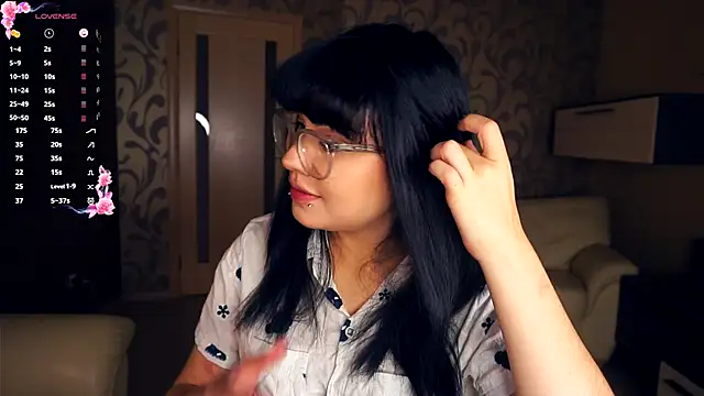 VerniceEngelking online show from September 21, 6:09 pm