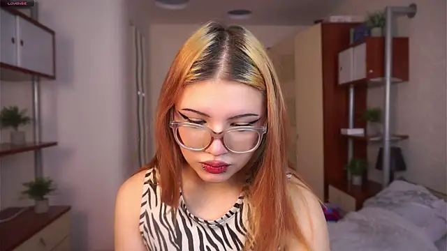 VerniceEngelking online show from January 7, 7:33 am