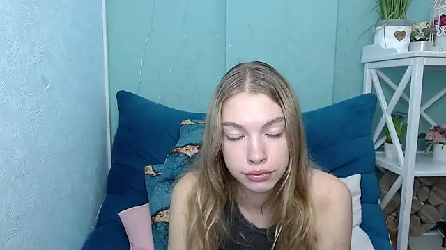 CassieDi online show from September 11, 4:56 am