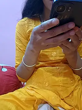 Snapshot of maya-Couple19 chatting on March 5, 5:09 pm maya-Couple19 online show from March 5, 5:09 pm