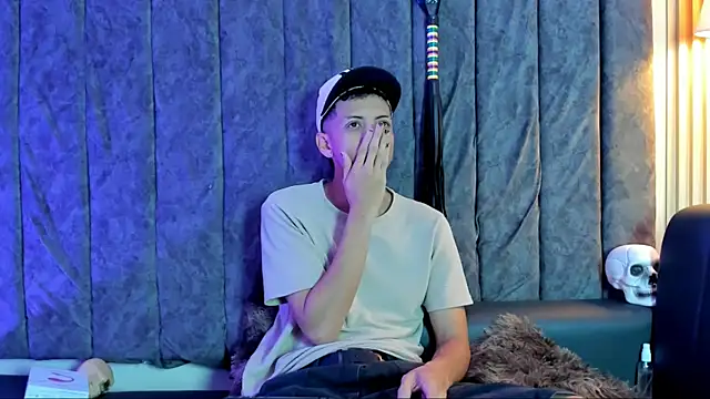 DustinandJordan online show from September 24, 4:49 am