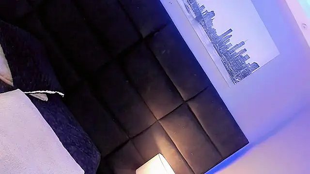 Snapshot of Ana_Paaula23 chatting on October 6, 8:28 pm Ana Paaula23 online show from October 6, 8:28 pm