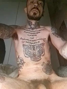 Snapshot of Robe420 chatting on March 23, 8:13 pm Robe420 online show from March 23, 8:13 pm