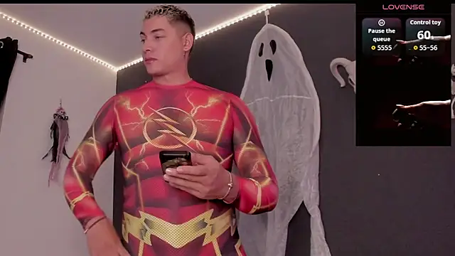 Snapshot of StephanMyers chatting on October 24, 12:08 am StephanMyers online show from October 24, 12:08 am