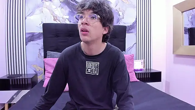 Desire Ecstasy online show from November 30, 1:04 pm