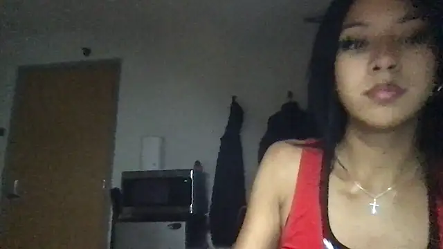 petitelatinateen online show from October 5, 1:04 am