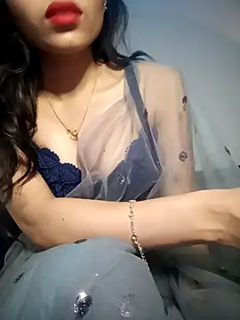 TheSassyGirl7 online show from November 18, 6:45 pm