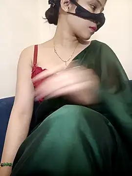 Snapshot of TheSassyGirl7 chatting on April 14, 6:58 pm TheSassyGirl7 online show from April 14, 6:58 pm