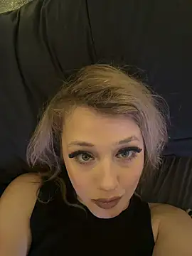 xratedMayhem online show from February 5, 12:15 am