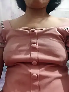 Snapshot of Thaohoa_love chatting on September 9, 8:41 pm Thaohoa love online show from September 9, 8:41 pm