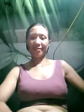 Snapshot of Lisa_pusy chatting on September 11, 11:10 am Lisa pusy online show from September 11, 11:10 am