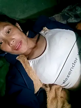 Snapshot of Lisa_pusy chatting on December 14, 9:14 am Lisa pusy online show from December 14, 9:14 am