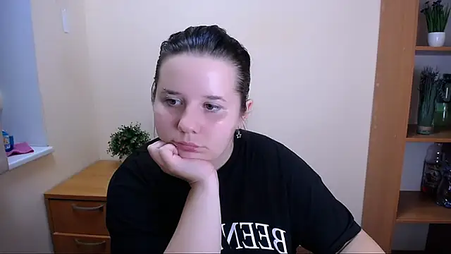 Snapshot of Mina_sky_ chatting on September 9, 1:10 pm Mina sky online show from September 9, 1:10 pm