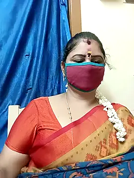 Snapshot of sushma26 chatting on April 1, 6:27 pm sushma26 online show from April 1, 6:27 pm