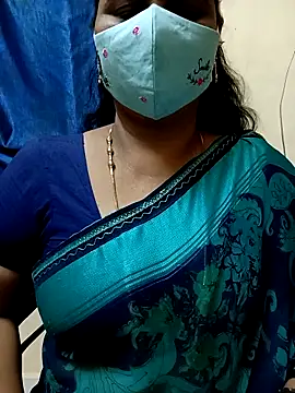 Snapshot of sushma26 chatting on April 26, 7:17 am sushma26 online show from April 26, 7:17 am