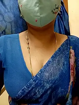 Snapshot of sushma26 chatting on June 16, 8:50 am sushma26 online show from June 16, 8:50 am