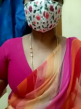 Snapshot of sushma26 chatting on July 6, 4:20 am sushma26 online show from July 6, 4:20 am