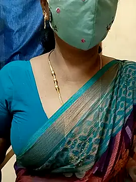 Snapshot of sushma26 chatting on July 12, 7:10 am sushma26 online show from July 12, 7:10 am