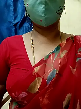 Snapshot of sushma26 chatting on July 17, 6:46 pm sushma26 online show from July 17, 6:46 pm
