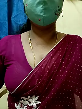 Snapshot of sushma26 chatting on July 23, 4:10 am sushma26 online show from July 23, 4:10 am