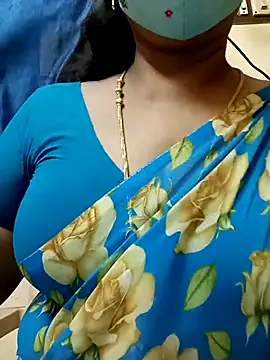 Snapshot of sushma26 chatting on July 28, 5:36 am sushma26 online show from July 28, 5:36 am