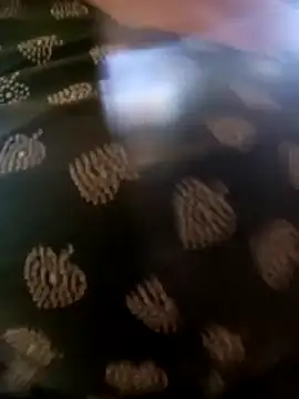 Snapshot of CUTGIRL76 chatting on December 17, 5:13 am CUTGIRL76 online show from December 17, 5:13 am