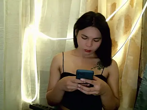 kera metina online show from June 14, 12:30 am