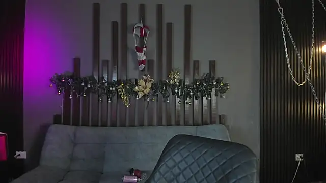 kloe bella online show from November 25, 1:11 pm