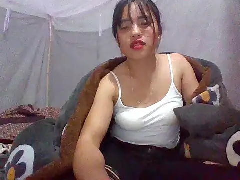 Snapshot of Lee_coope chatting on October 24, 12:45 pm Lee coope online show from October 24, 12:45 pm