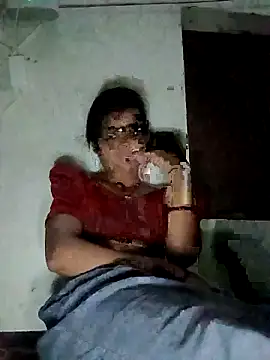 Snapshot of Rachna_Love chatting on November 4, 2:38 pm Rachna Love online show from November 4, 2:38 pm