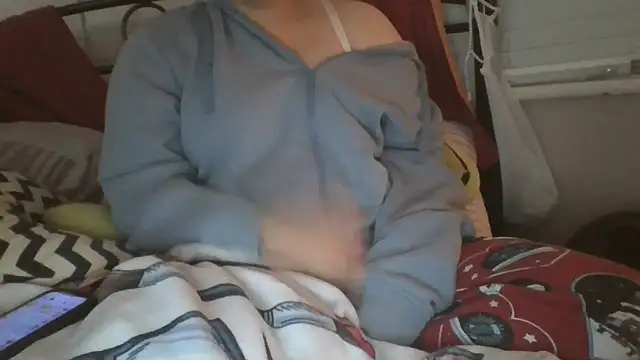 Snapshot of lu_official1 chatting on November 11, 7:47 pm lu official1 online show from November 11, 7:47 pm