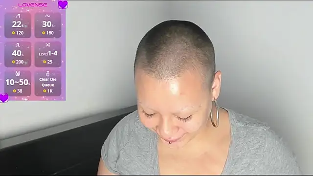 Snapshot of Cherry_vald chatting on March 24, 11:04 am Cherry vald online show from March 24, 11:04 am