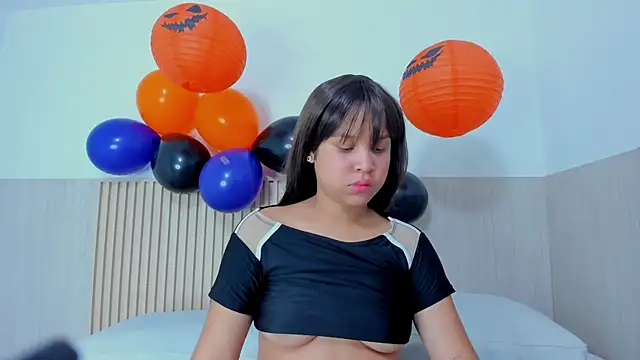 alena brown  online show from November 1, 1:29 am