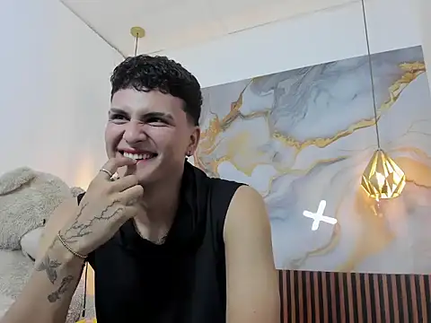 LiamCardona online show from September 18, 3:08 am
