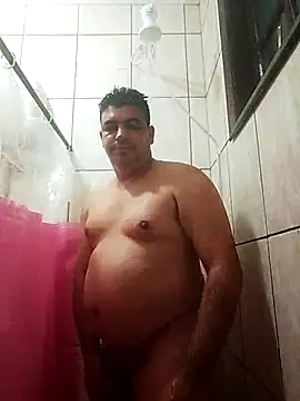 Snapshot of branquinho3 chatting on May 1, 3:33 am branquinho3 online show from May 1, 3:33 am
