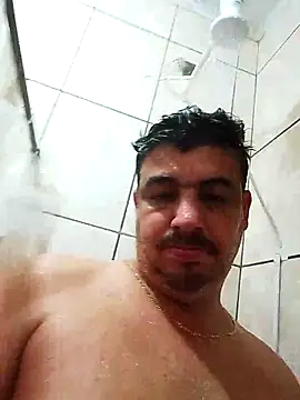 Snapshot of branquinho3 chatting on May 18, 2:29 am branquinho3 online show from May 18, 2:29 am