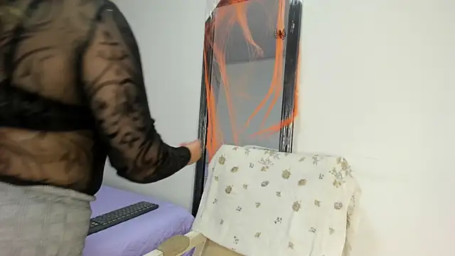 Vickysweeeettt online show from October 20, 7:47 pm