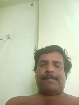 Snapshot of vardh033 chatting on September 27, 8:30 am vardh033 online show from September 27, 8:30 am