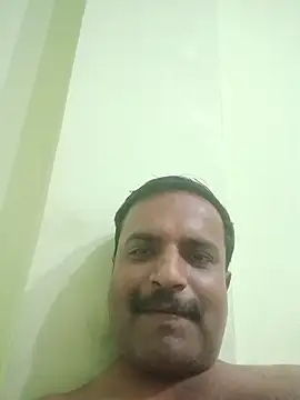 Snapshot of vardh033 chatting on September 29, 12:43 pm vardh033 online show from September 29, 12:43 pm