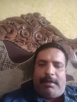 Snapshot of vardh033 chatting on October 2, 9:27 am vardh033 online show from October 2, 9:27 am