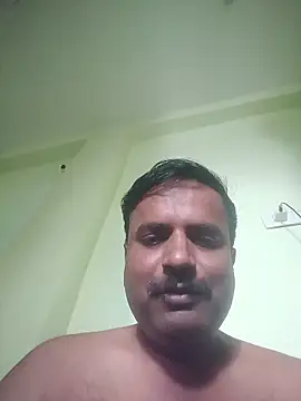 Snapshot of vardh033 chatting on October 3, 9:39 am vardh033 online show from October 3, 9:39 am