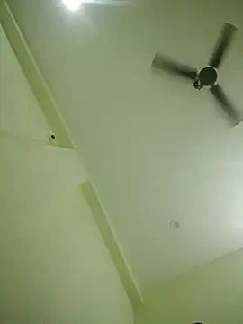 Snapshot of vardh033 chatting on October 5, 8:23 am vardh033 online show from October 5, 8:23 am