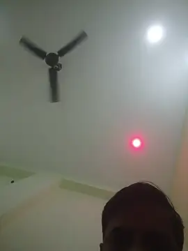 Snapshot of vardh033 chatting on October 18, 6:41 pm vardh033 online show from October 18, 6:41 pm