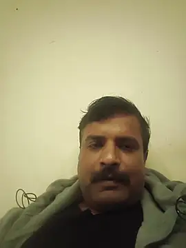 Snapshot of vardh033 chatting on October 29, 2:41 pm vardh033 online show from October 29, 2:41 pm